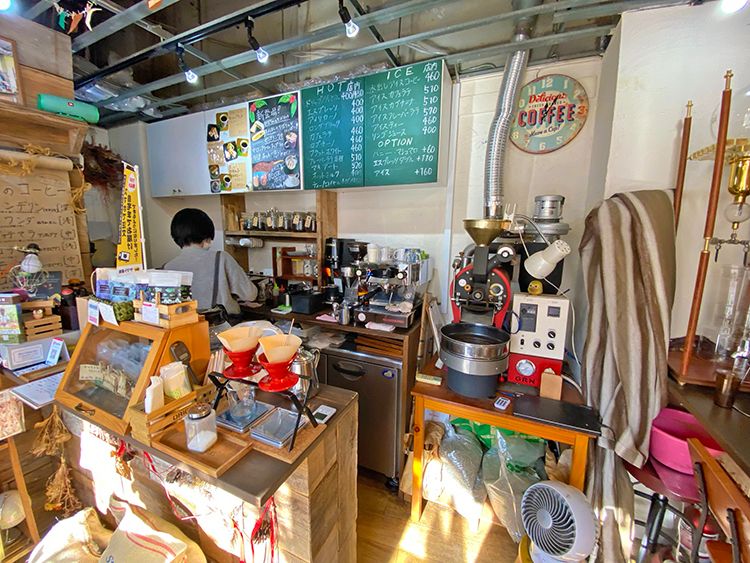 ITSUKI Coffee Roasteryの店内