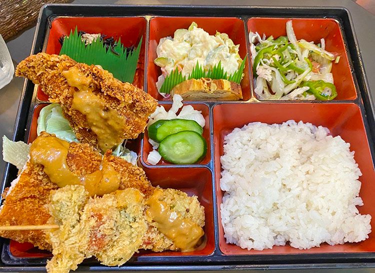 カヤシマ魔の日替り弁当