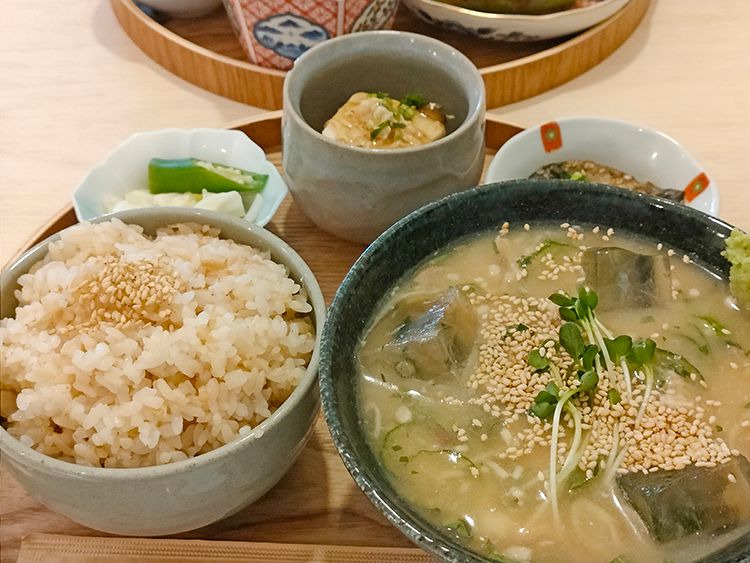 「湯気」の新生姜の炊き込みご飯