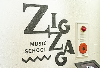 「ZIGZAG MUSIC SCHOOL」の外観