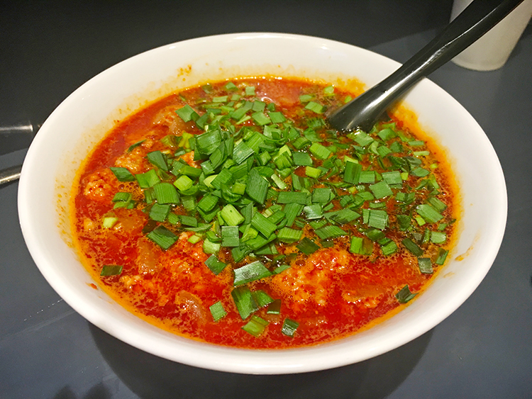 麺処じもんの勝浦タンタンメン（神殺し）