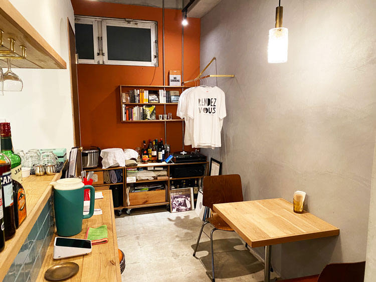 「ANPU」の店内