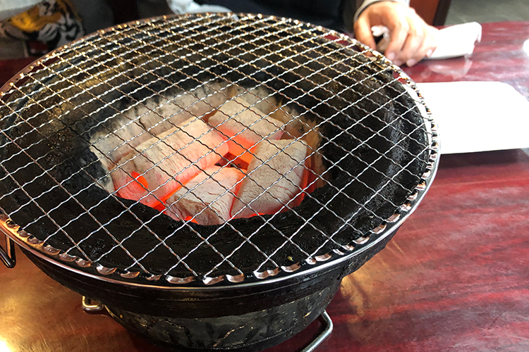 李朝園 吉祥寺店の七輪