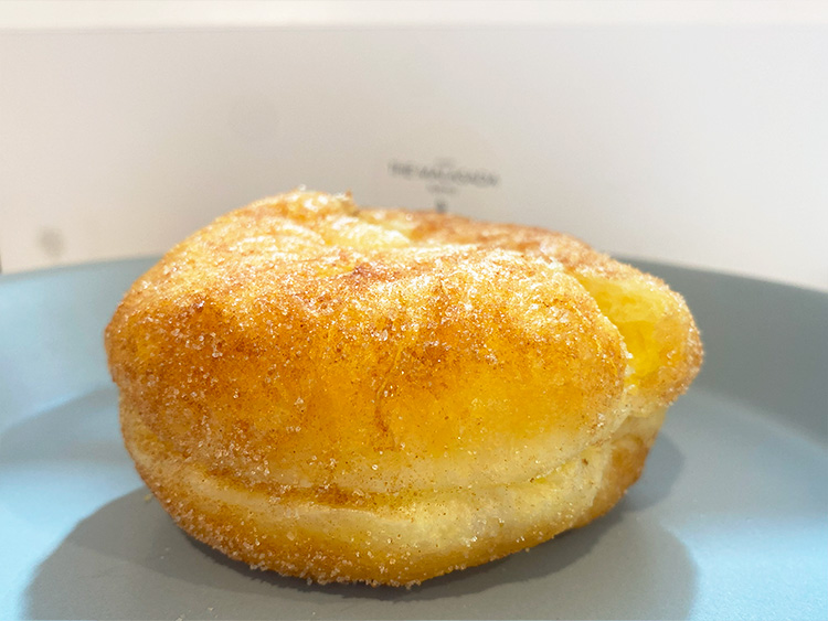 THE MALASADA TOKYOのシナモンマラサダ