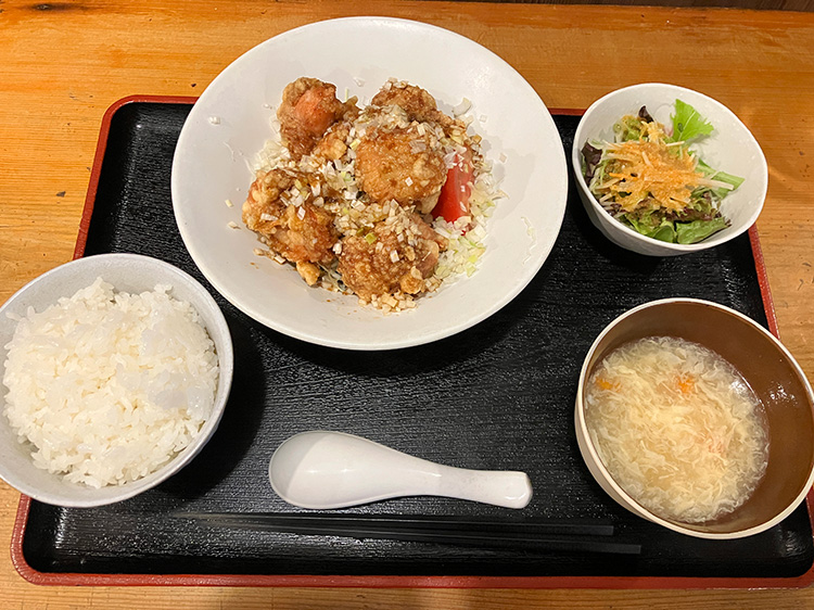 「ゆずのたね」の油淋鶏