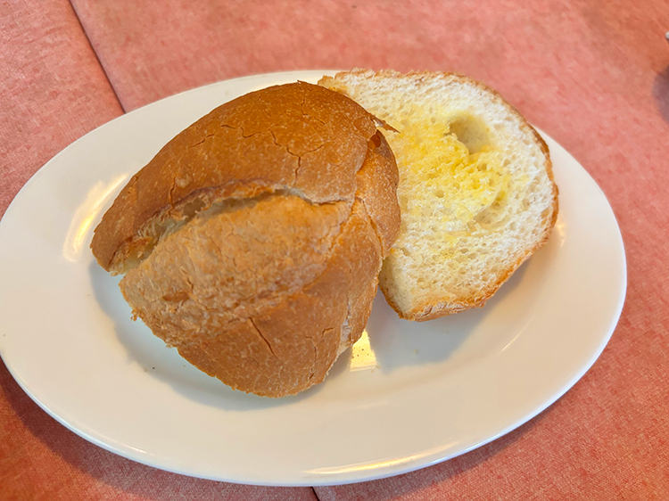 「らせん屋」パン