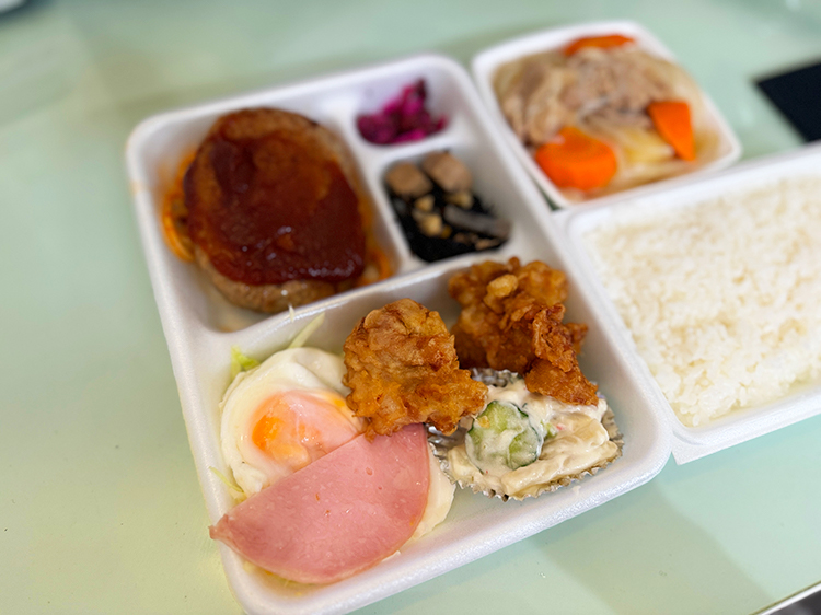 「お米とお弁当のしろやま」お弁当